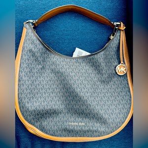 Michaels KORS bag - LYDIA